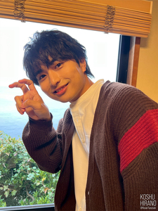 KOSHU HIRANO Calendar 2025オフショット[2025-01]1/3